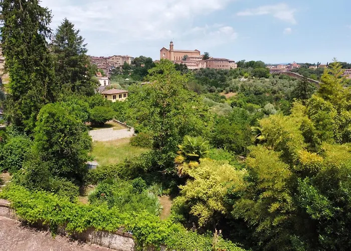 Nocleg ze śniadaniem Palazzo Bruchi Siena