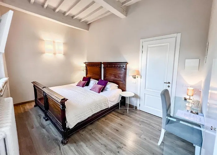 Alojamento de Acomodação e Pequeno-almoço Palazzo Bruchi