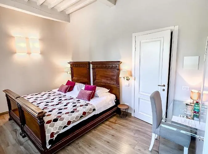 Palazzo Bruchi Alojamento de Acomodação e Pequeno-almoço Siena