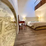 帕拉佐布鲁奇住宿加早餐旅馆 3*