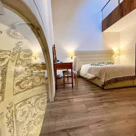 Palazzo Bruchi 3*